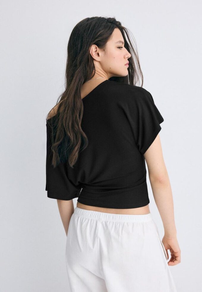 Short Sleeve Boat Neck T-Shirt