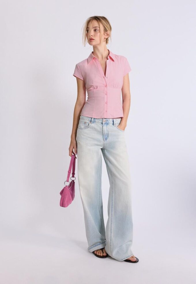 Short Sleeve Shirt with Underbust Seam Short Sleeve Shirt with Underbust Seam