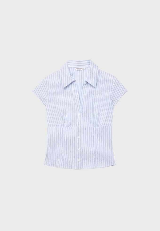 Short Sleeve Shirt with Underbust Seam Short Sleeve Shirt with Underbust Seam