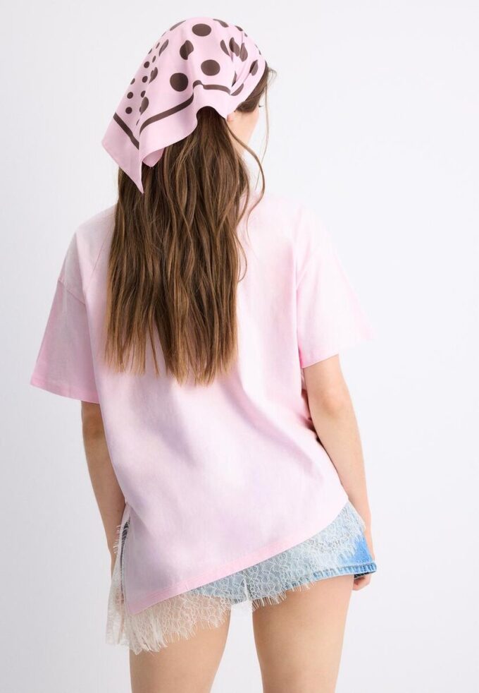 Short Sleeve T-Shirt with Lace Hem Short Sleeve T-Shirt with Lace Hem