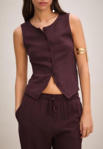 Sleeveless Buttoned Top