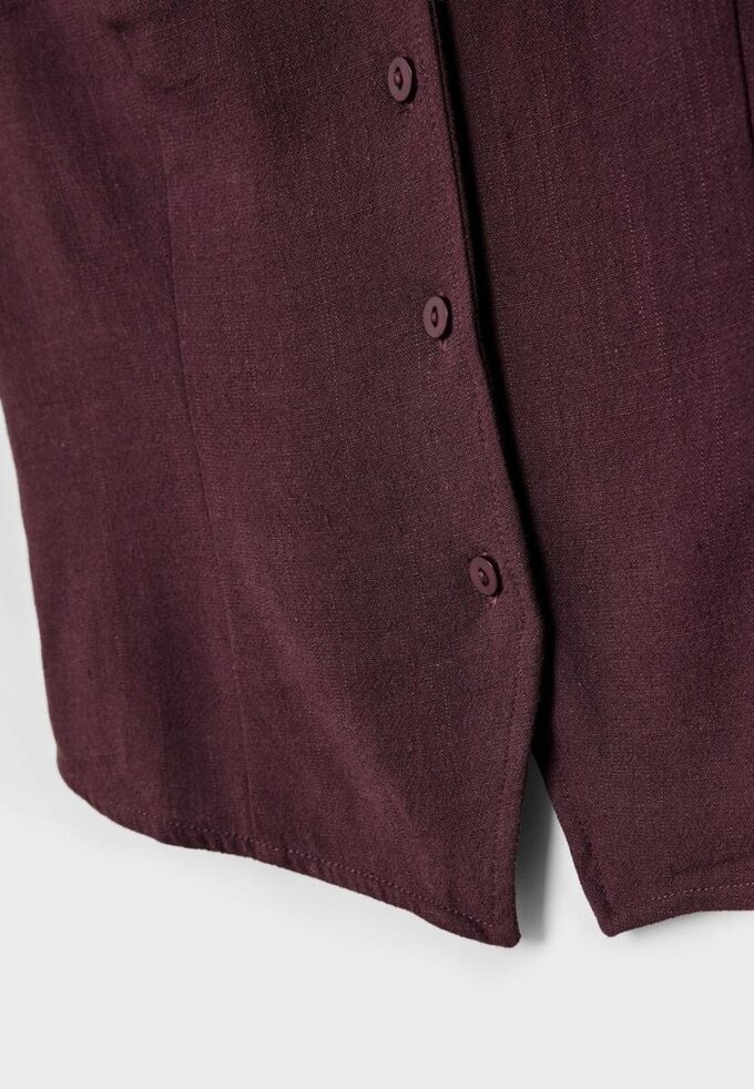Sleeveless Buttoned Top