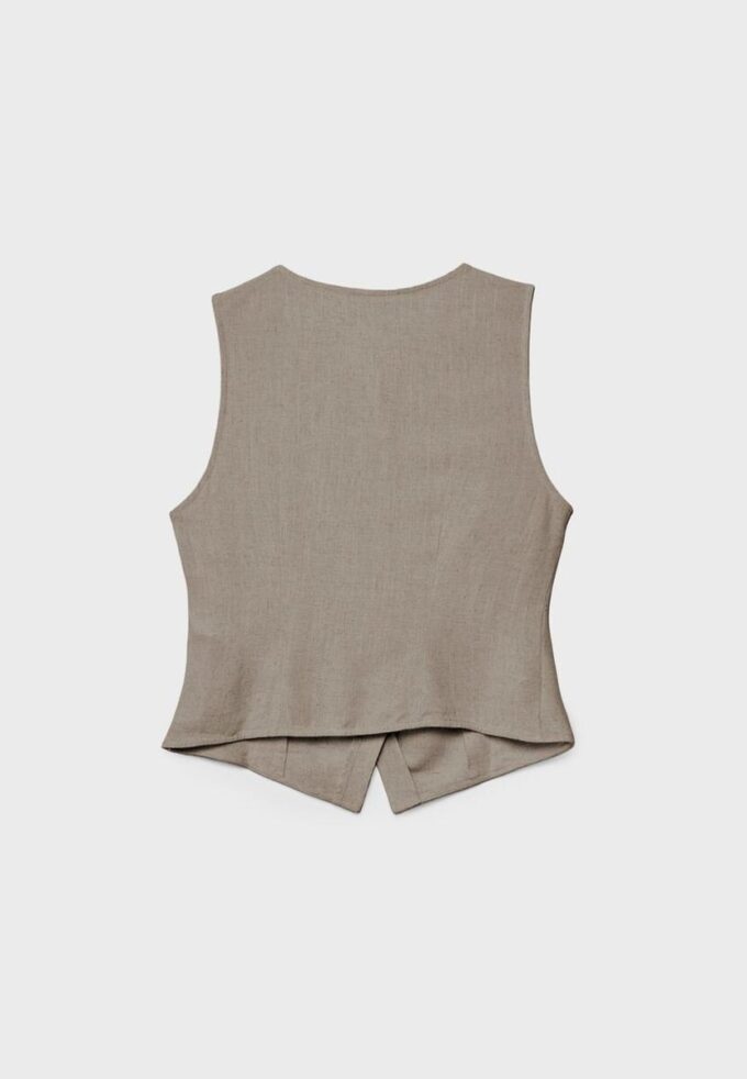 Sleeveless Buttoned Top
