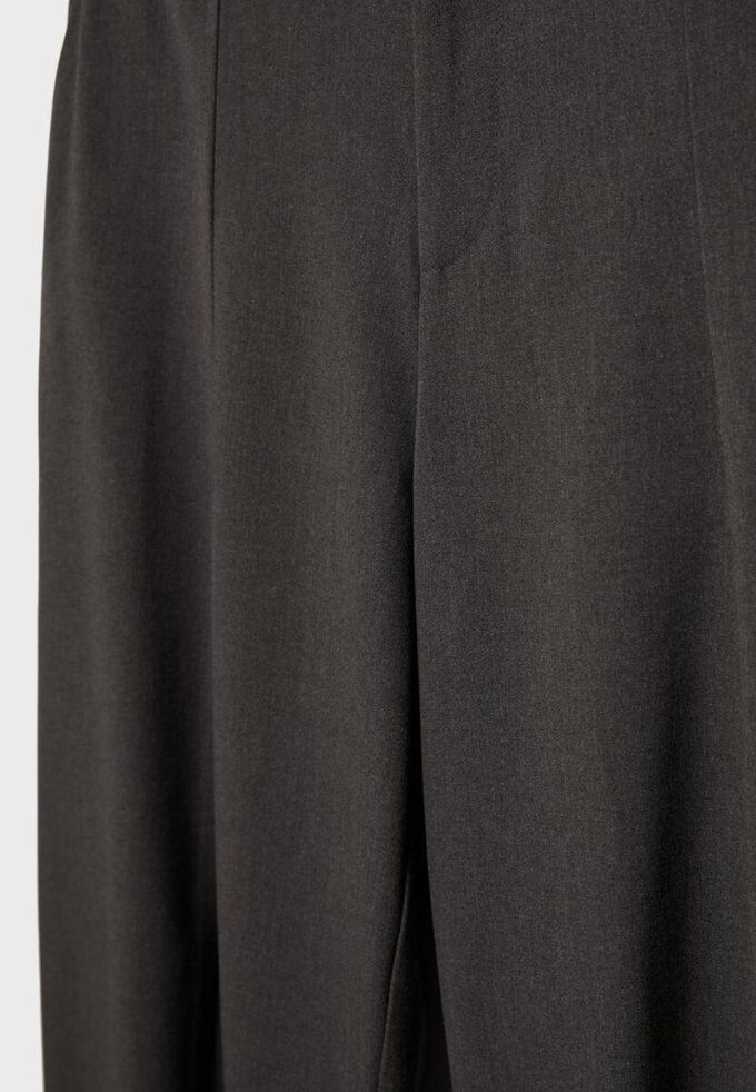 Smart Baggy Trousers with Seam Detail