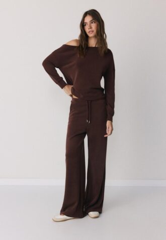 Soft-Touch Off-The-Shoulder Sweatshirt