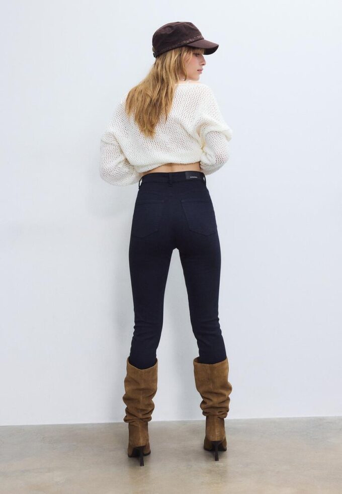 Super High-Waist Super High-Waist