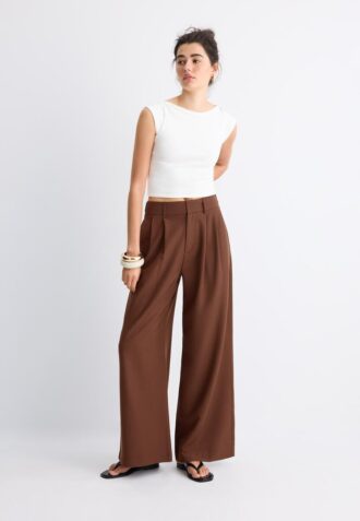 Super Wide-Leg Adjustable Trousers