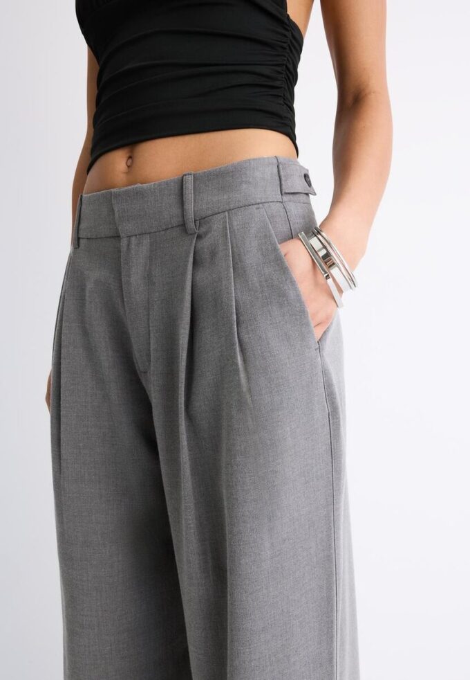 Super Wide-Leg Adjustable Trousers Super Wide-Leg Adjustable Trousers