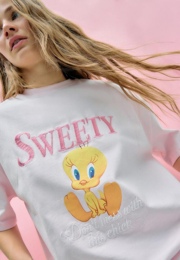 Sweety Short Sleeve Round Neck T-Shirt
