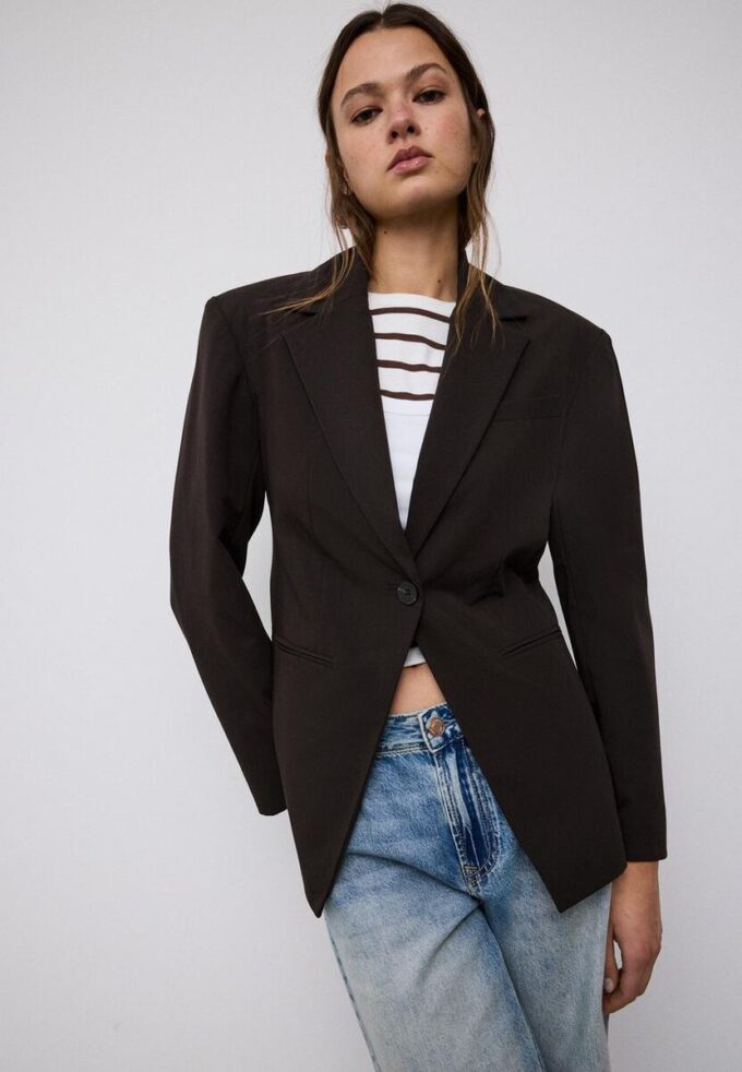 Tailored Buttoned Blazer Tailored Buttoned Blazer
