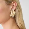 Textured Flower Fan Earrings
