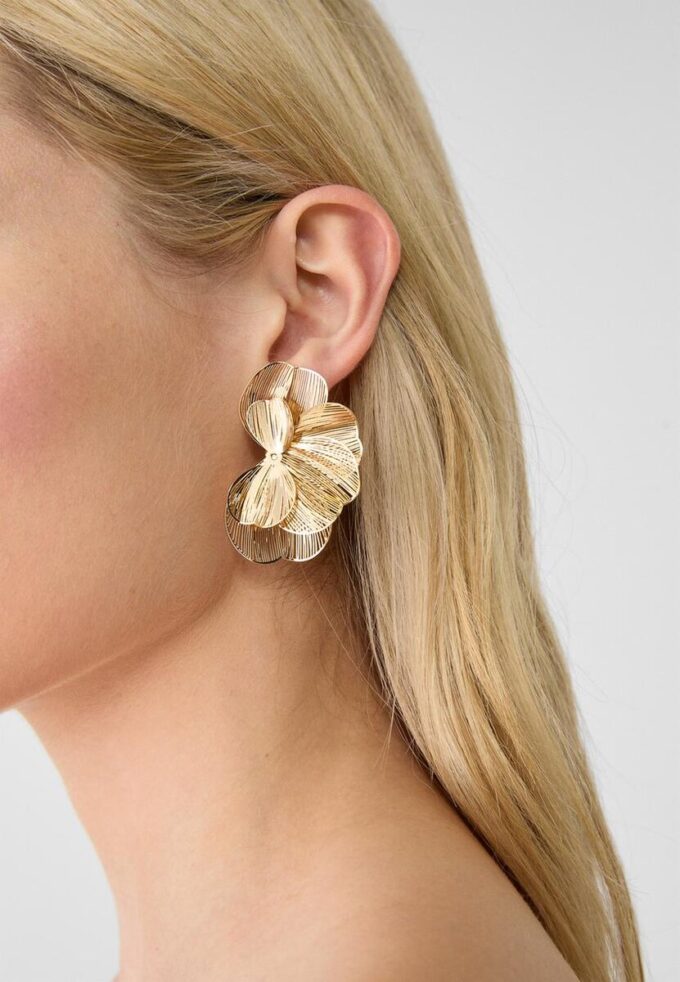 Textured Flower Fan Earrings