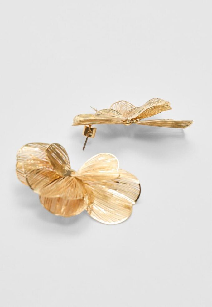 Textured Flower Fan Earrings