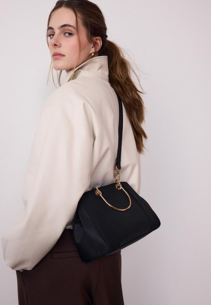 Tote Bag with Metallic Handle Tote Bag with Metallic Handle