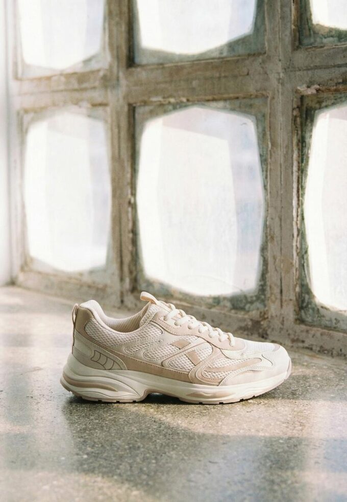 Trainers with Detail
