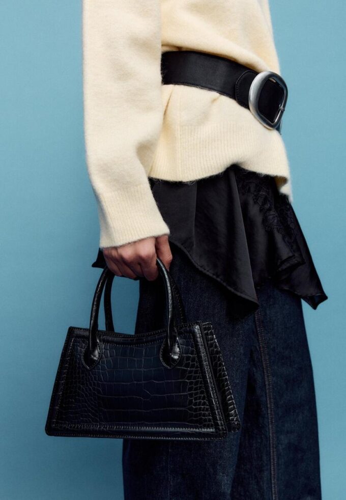 Trapeze Shoulder Bag with Coconut Effect