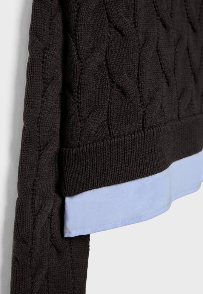 Two-Fabric Knit Sweater with Detachable Collar