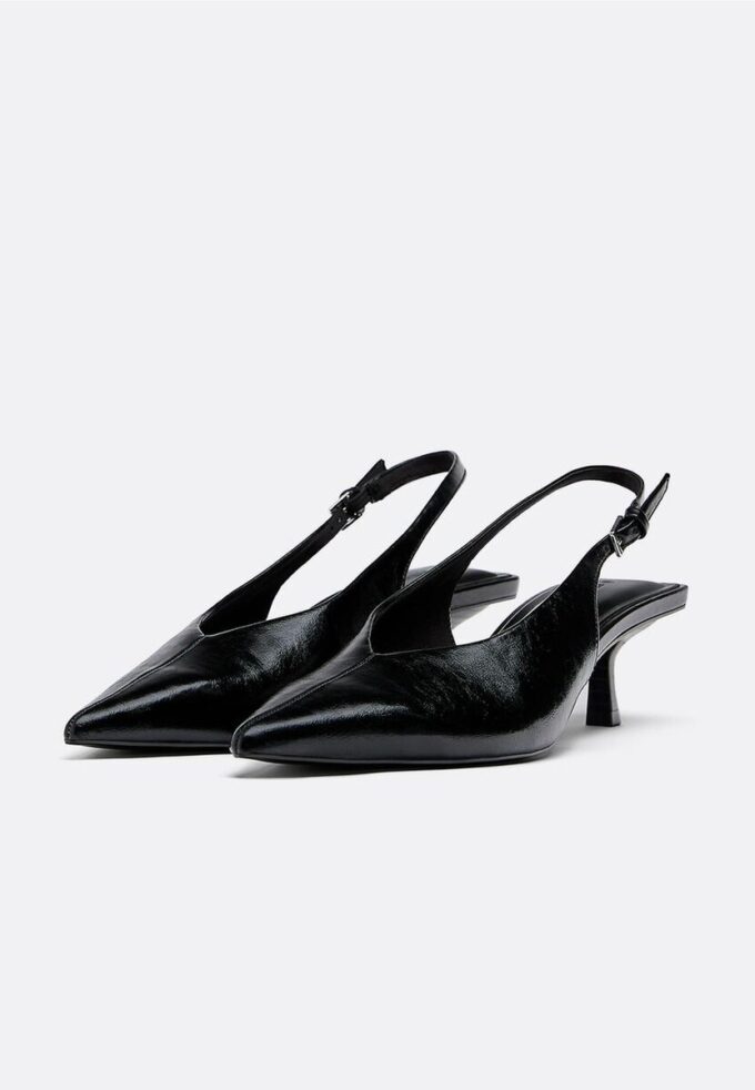 V-Neck Kitten Heel Shoes