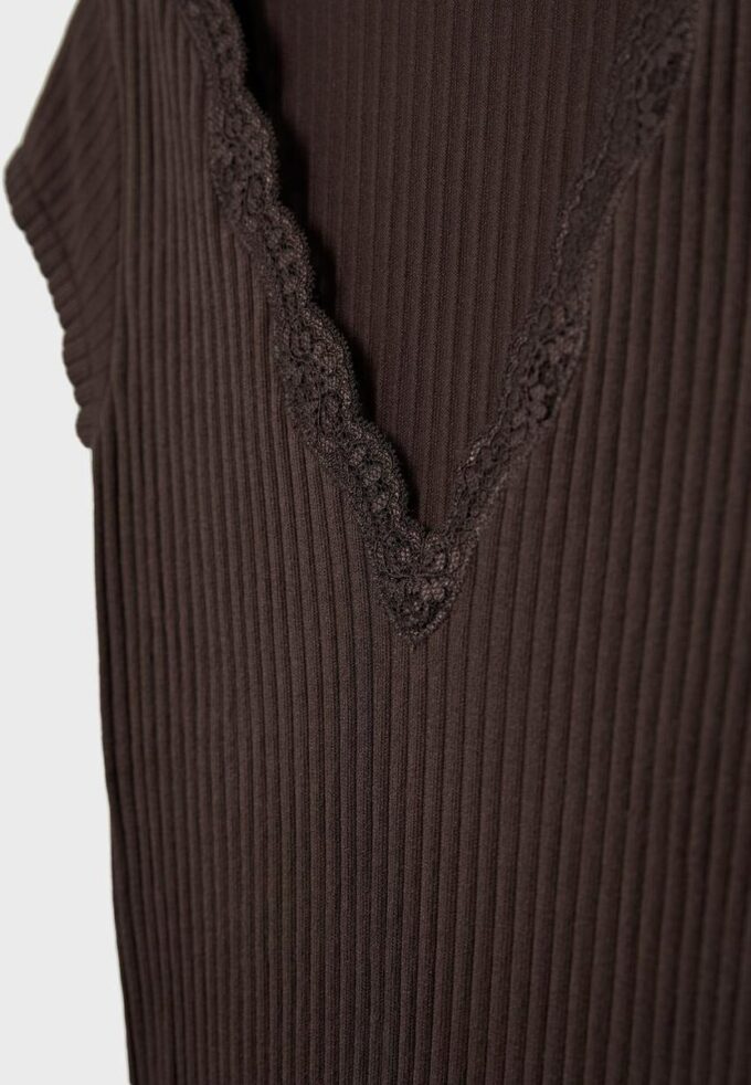 V-Neck Lace Short Sleeve T-Shirt V-Neck Lace Short Sleeve T-Shirt
