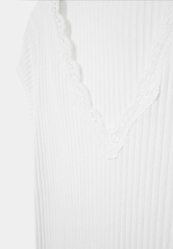 V-Neck Lace Short Sleeve T-Shirt