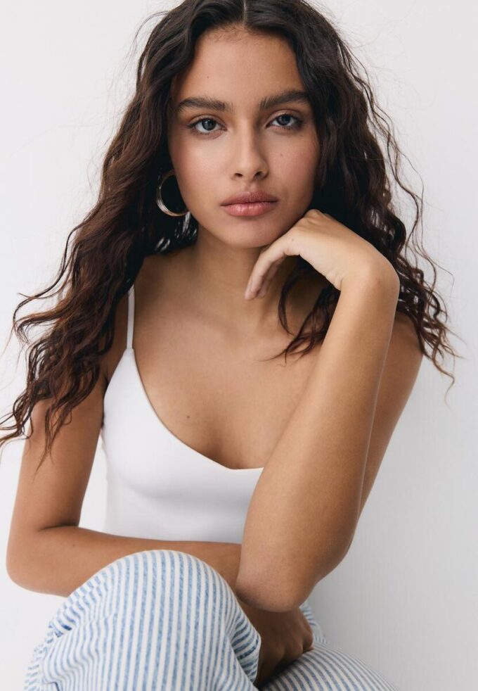 V-Neck Strappy Bodysuit V-Neck Strappy Bodysuit