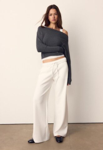 Wide-Leg Jogger Trousers