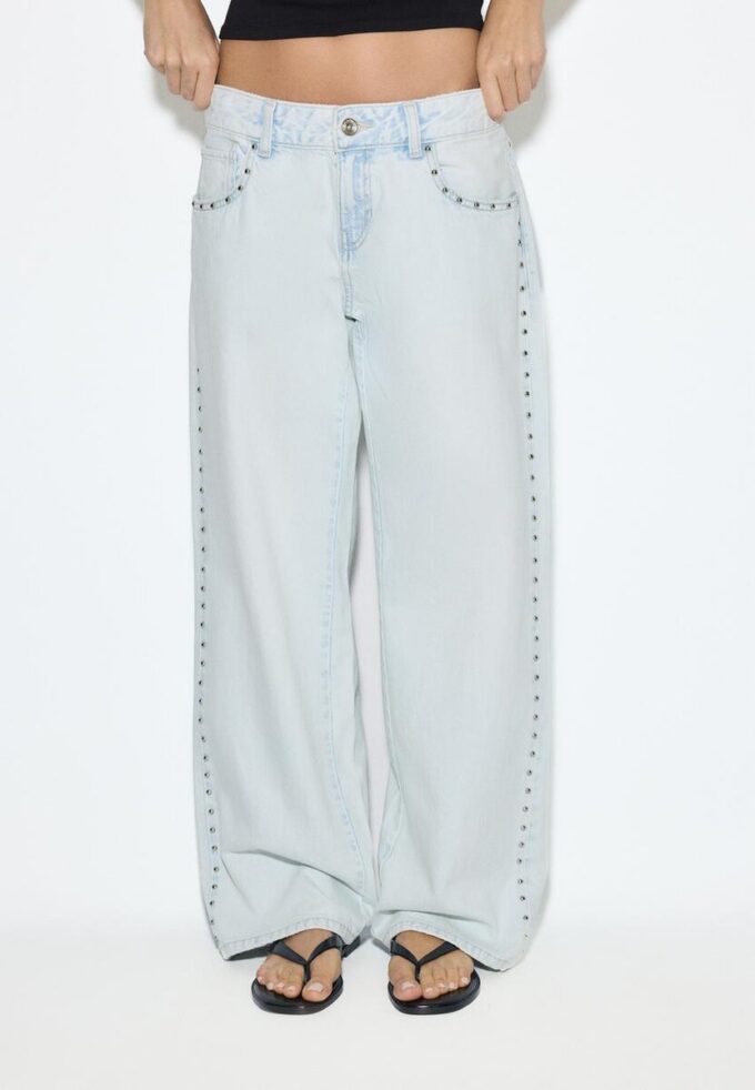 Wide-Leg Loose Studded Jeans Wide-Leg Loose Studded Jeans