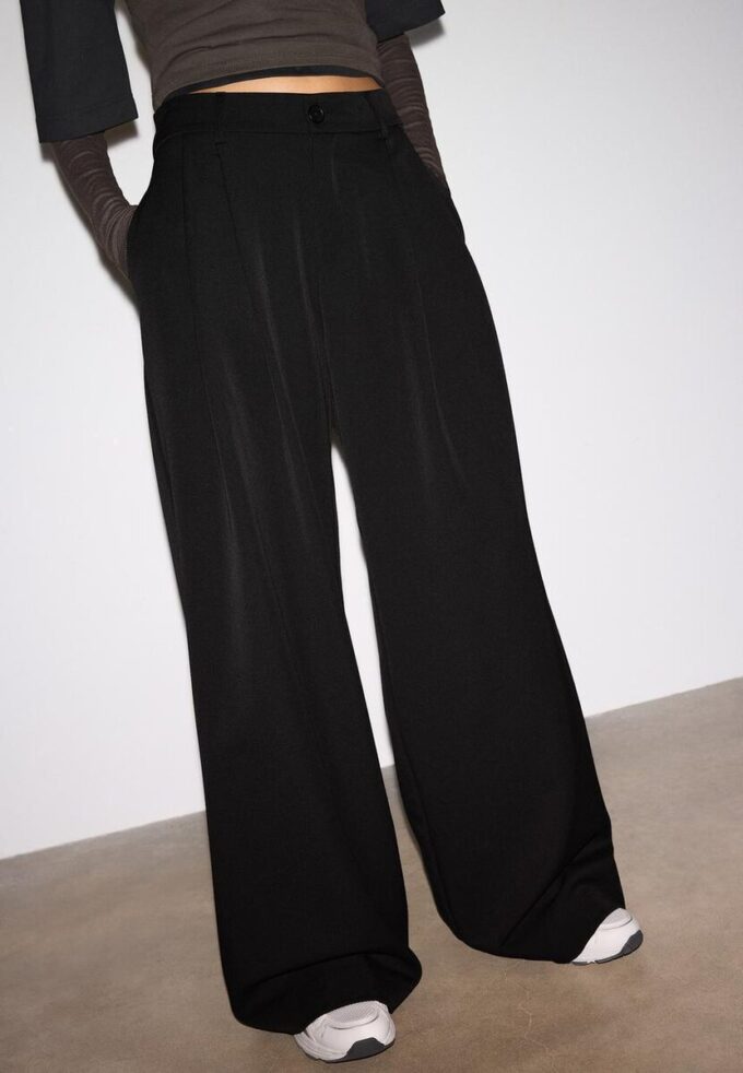 Wide-Leg Tailored Trousers with Darts Wide-Leg Tailored Trousers with Darts