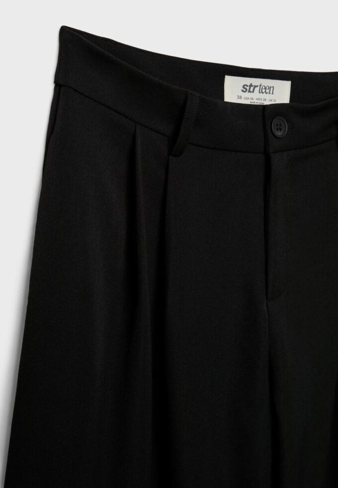 Wide-Leg Tailored Trousers with Darts Wide-Leg Tailored Trousers with Darts