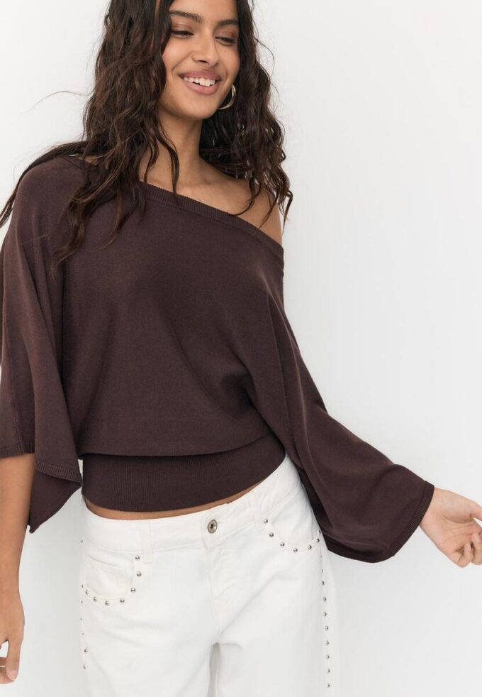 Wide Sleeve Knit Sweater Wide Sleeve Knit Sweater
