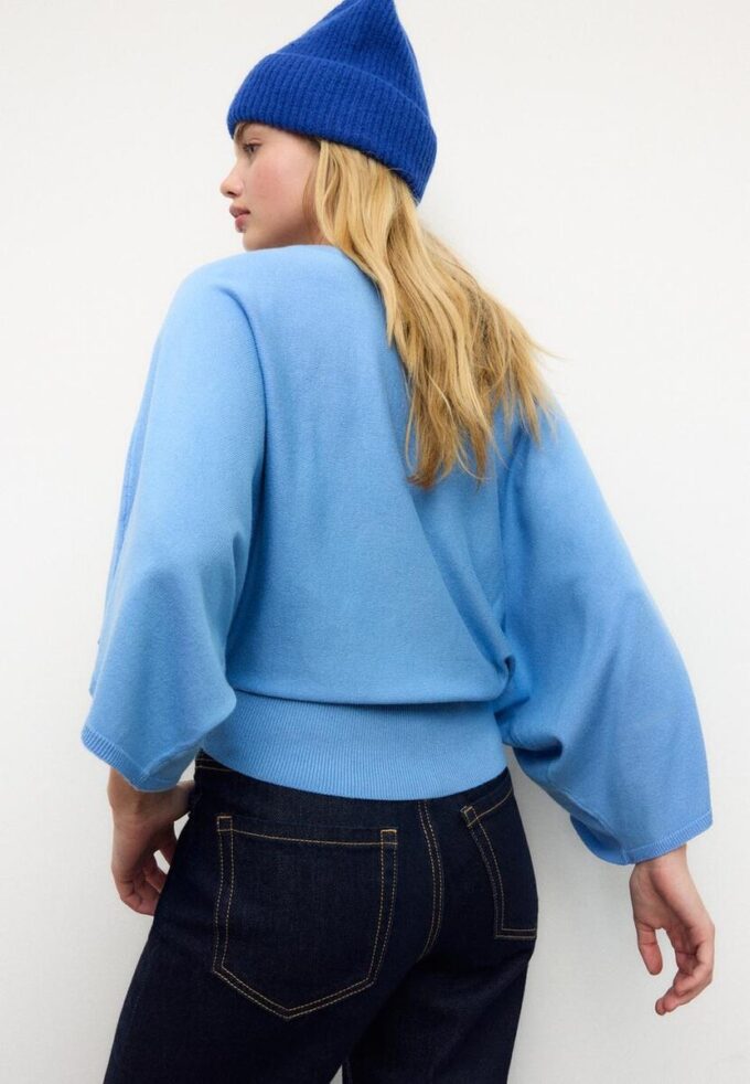 Wide Sleeve Knit Sweater Wide Sleeve Knit Sweater