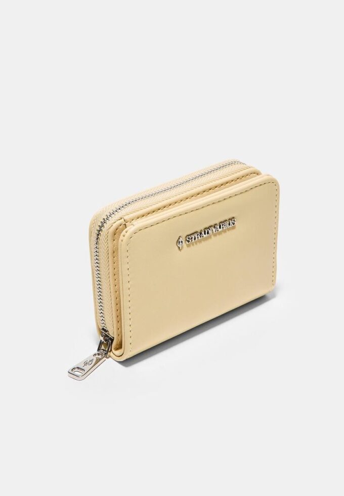 Zipped Leather Effect Purse Zipped Leather Effect Purse